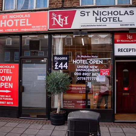 St Nicholas Hotel Хароу Екстериор снимка